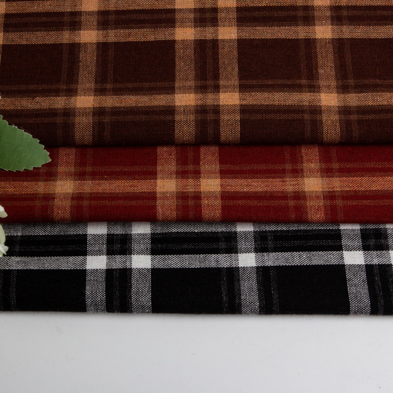 Spring and summer new cotton 21 yarn-dyed plaid fabric shirt cotton-padded jacket dress fashion fabric comfortable and soft