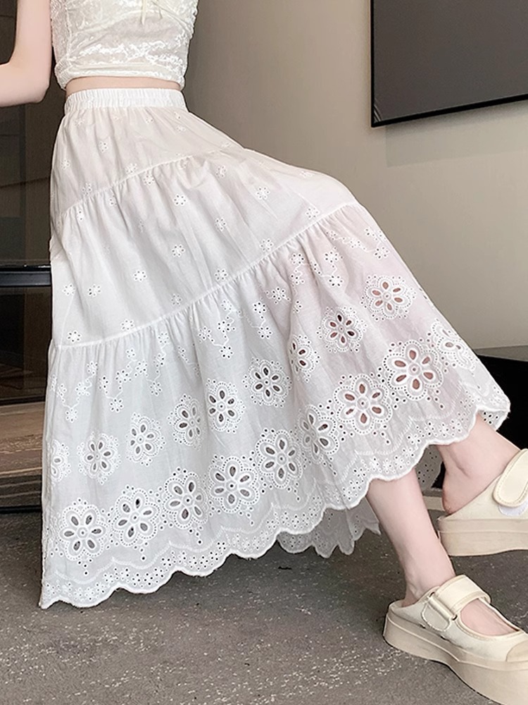 White Hollow-Out Embroidered Skirt for Women, High-Waisted A-Line Skirt, Petite Mid-Length Style, Slimming, Fresh and Sweet