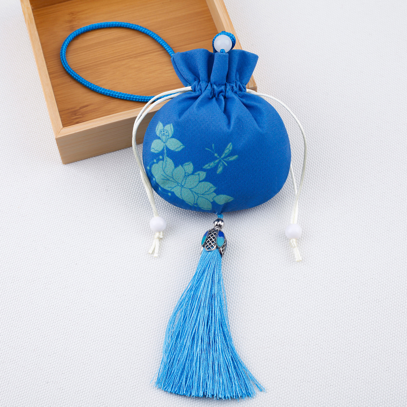 Picture of Qinggeng Dragon Boat Festival sachet empty bag antique embroidery printing purse portable decorative pendant sachet Hanfu sachet