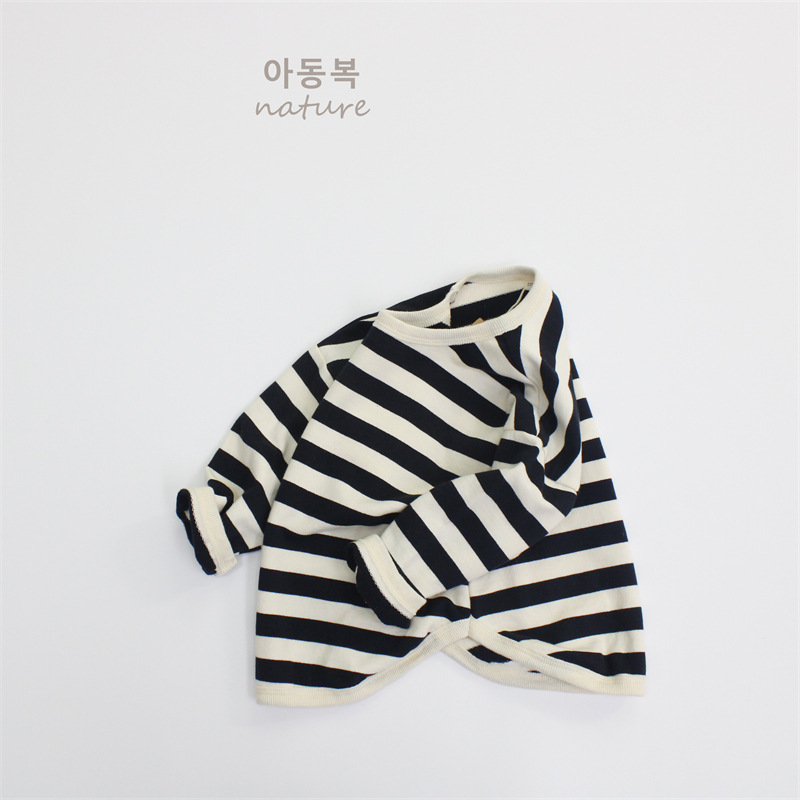 Picture of 2025 New Children's T-shirt Spring Boys' Pullover Long Sleeve Korean Round Neck Striped Loose Girls' Top Category A