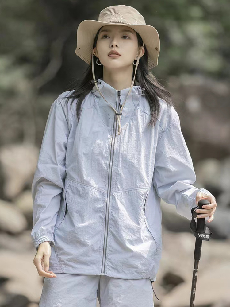 Mountain Outdoor Sun Protection Clothing for Men and Women Summer New Ice Silk Thin Waterproof Sun Protection Clothing Trendy Couple Hooded Jacket