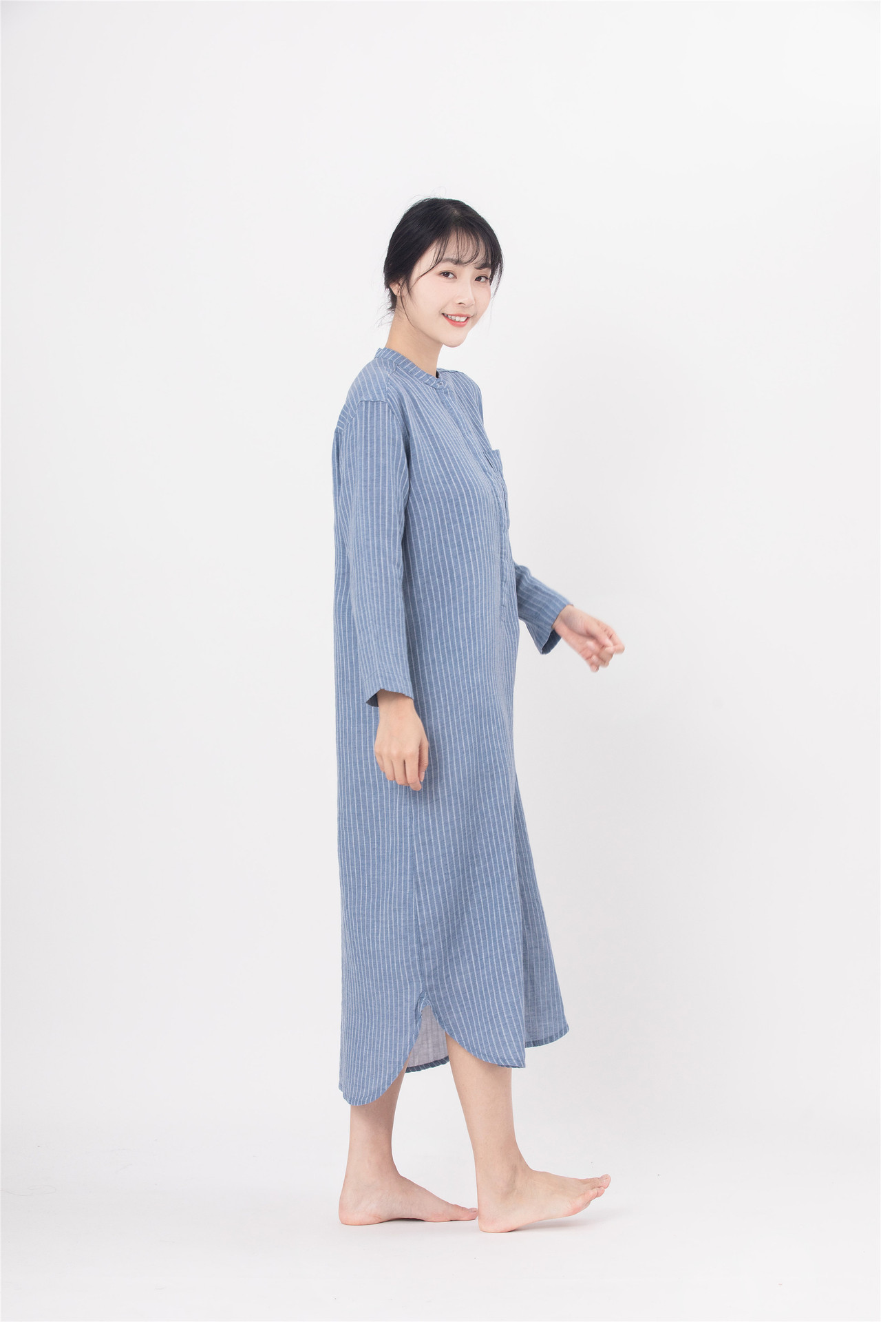 Picture of Double-Layer Gauze Nightgown, Japanese-Style Striped Plaid, All-Cotton Home Dress, Plus Size, Non-See-Through Pajamas, Pure Cotton Fabric, Breathable and Comfortable