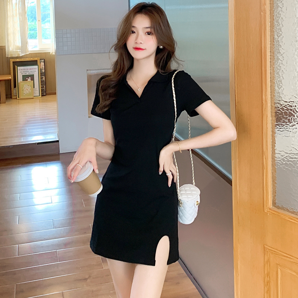 French V Neck Arm-Covering Dress for Women Summer 2025 New Little Black Dress Elegant Slim Sexy Sexy Skirt