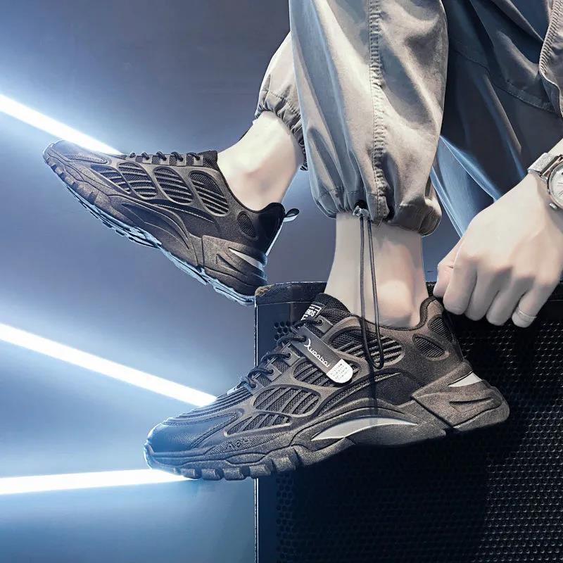 Picture of New Spring Men's Shoes, Low-Top Men's Shoes, Sports Shoes, Trendy and Versatile, Height-Increasing Dad Shoes, Men's Korean Style Versatile Shoes