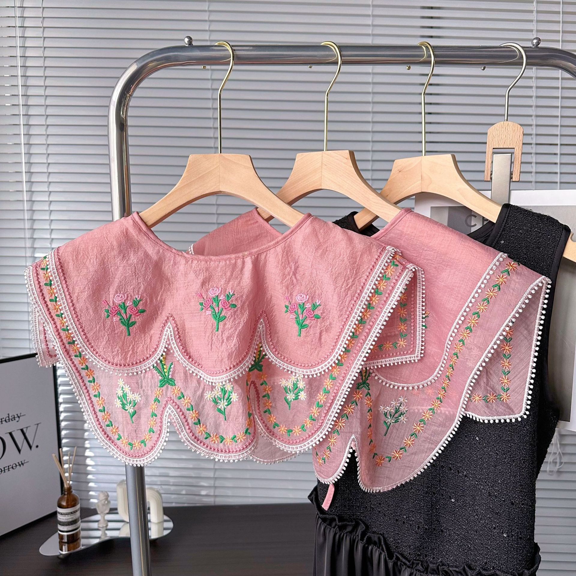 Picture of New Double-Layer Exquisite Pink Embroidery Buttoned Colorful Small Flower Pastoral Style Shawl Bilateral Wave Style Wholesale