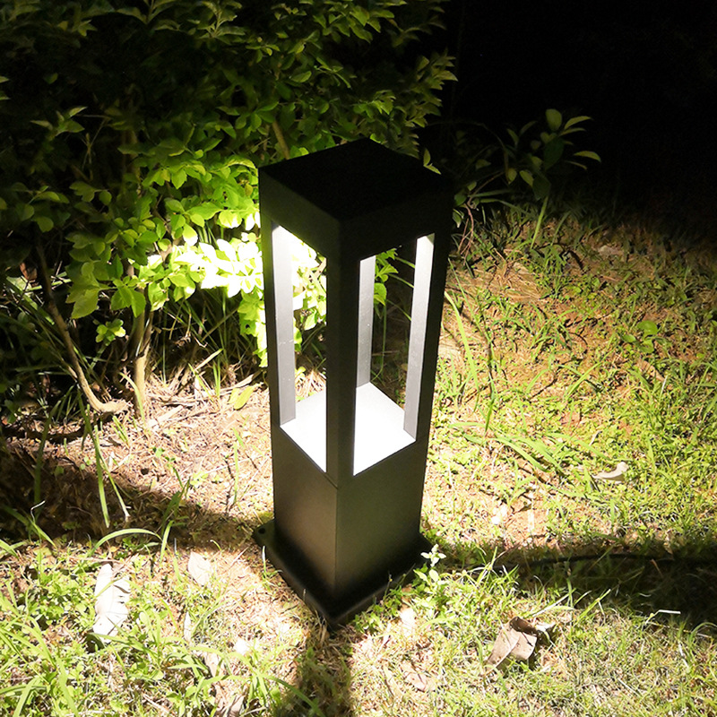 Square Four-Column Outdoor Aluminum Lawn Lamp, Garden Four-Sided Lighting, Park Landscape Lamp, Aluminum Courtyard Landscape Lamp