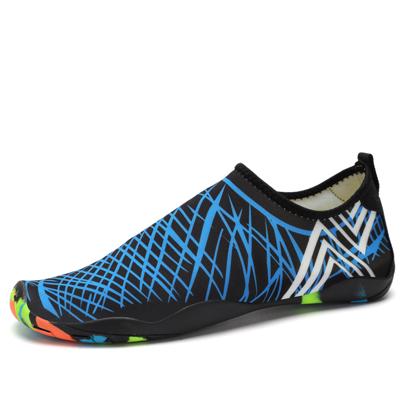 Picture of Outdoor beach diving shoes in stock supply couple snorkeling shoes non-slip quick-drying upstream shoes factory wholesale wading shoes