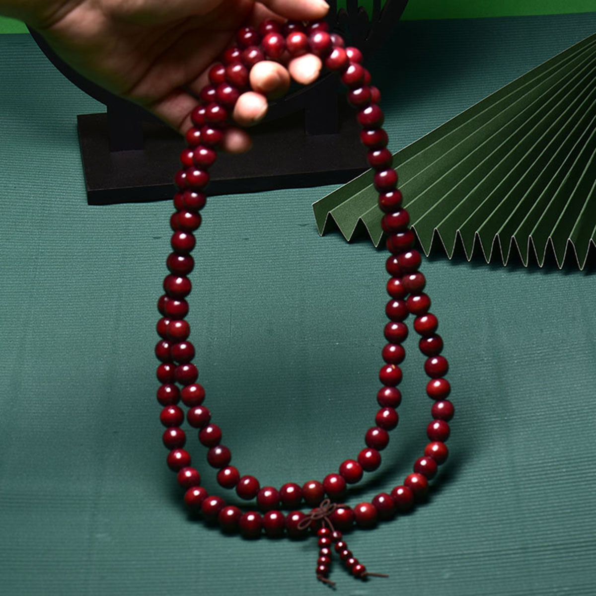 Picture of Imitation lobular red sandalwood wood paint 108 beads rosary beads
