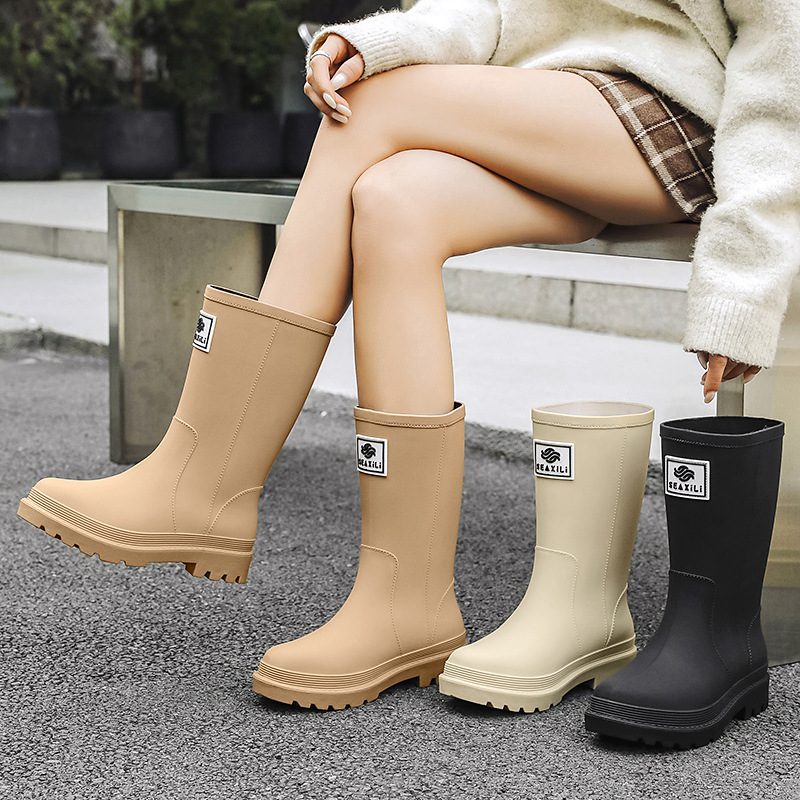 New mid-barrel rain boots women's non-slip water shoes outro fashion water boots thick-soled rain boots fleece-lined work rubber shoes cross-border