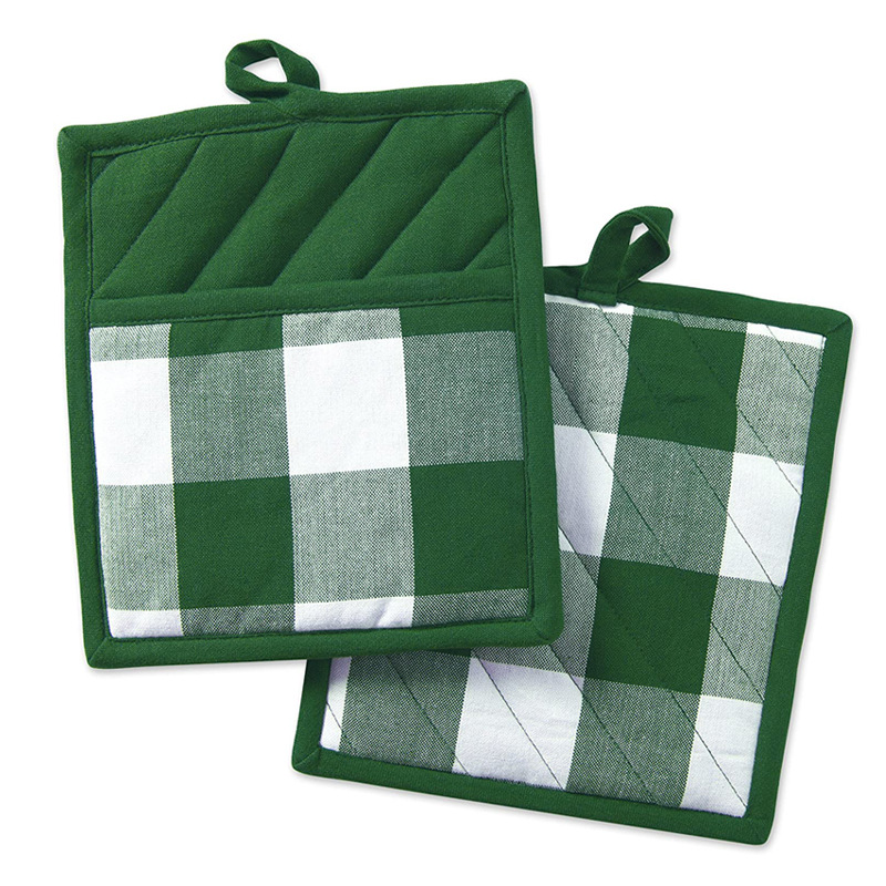 Picture of Amazon Household Oven Microwave Oven Anti-scald Gloves High Temperature Cotton Plaid Thickened Kitchen Baking Heat Insulation Pad