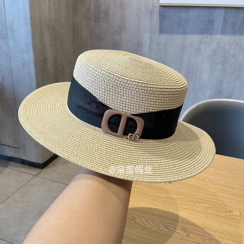 Picture of Hat Women's Summer Sunshade Sunscreen Flat Top Celebrity Style Top Hat Seaside Fashion Sun Hat New High-grade Sense Straw Hat