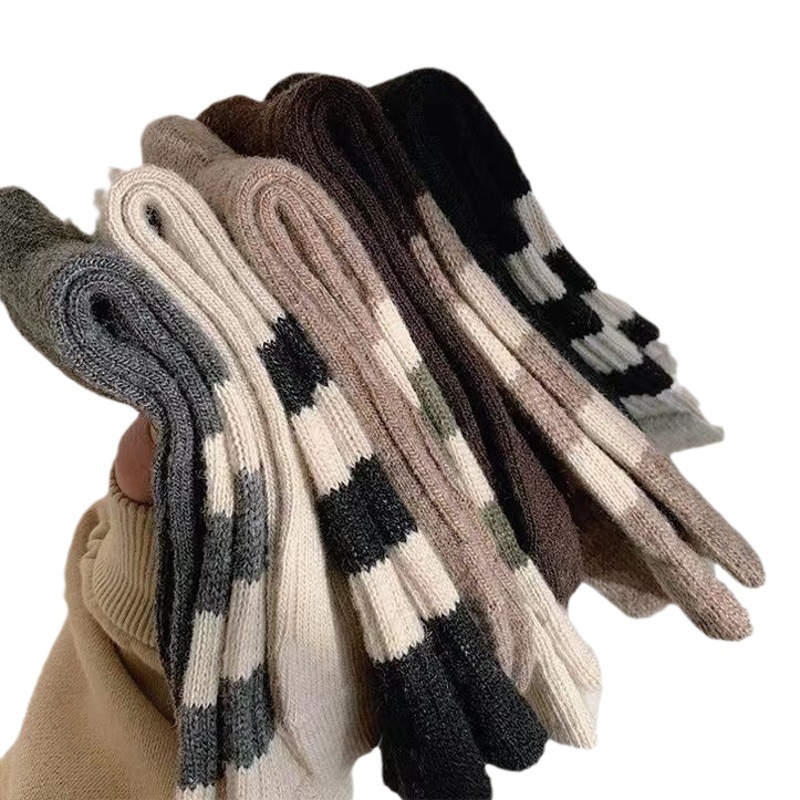 Socks with shark pants women's mid-calf autumn and winter wool socks thickened warm ins trendy all-match stockings Sports