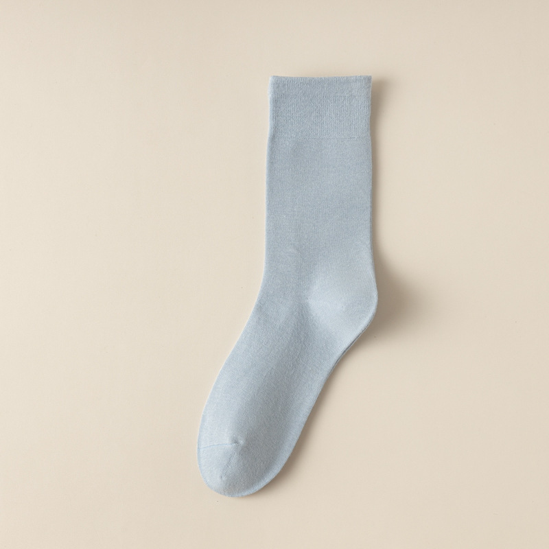 Picture of Socks Women's Mid-Calf Ins Trendy Versatile Confinement Socks Pure Color Autumn and Winter Retro Style Pile Socks White Socks Long Socks