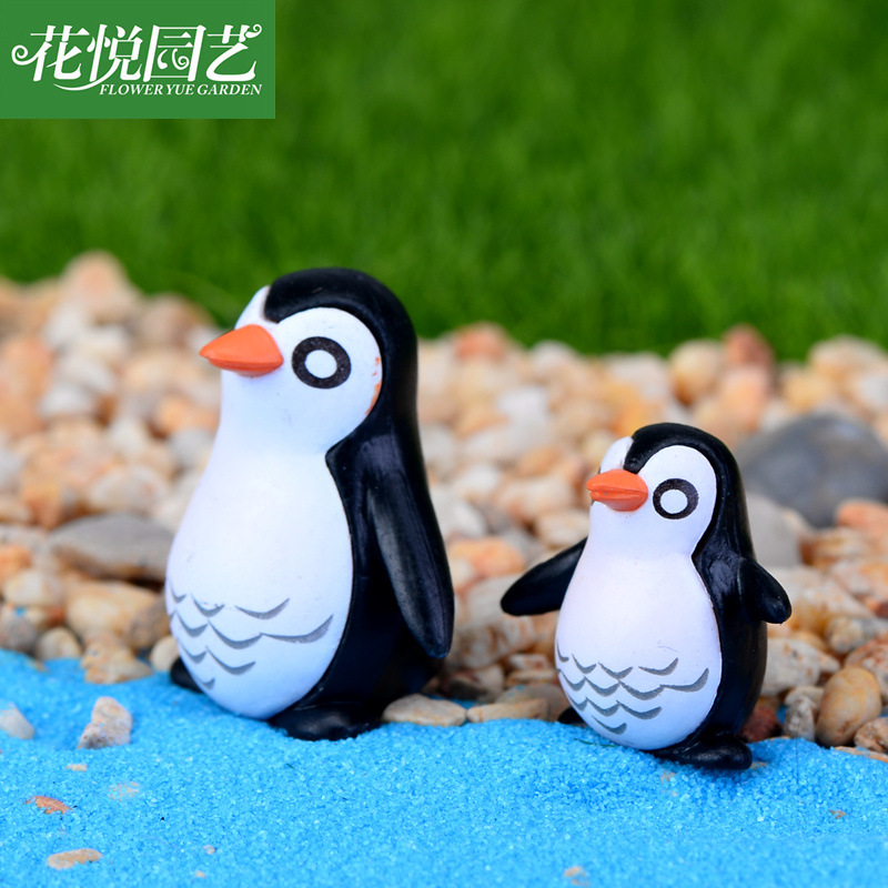 Picture of Moss micro landscape jewelry penguin father and son doll DIY small ornaments multi-inside ornaments