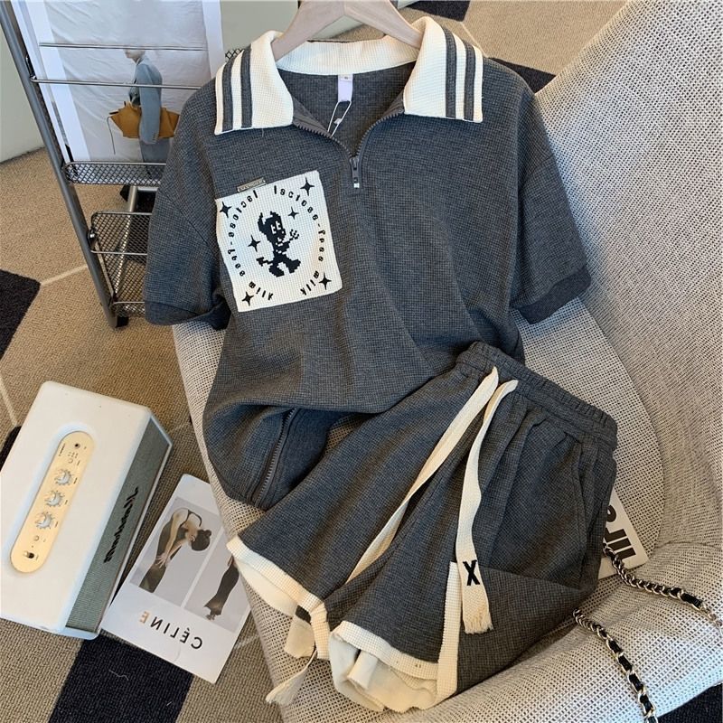 Summer new suit women's design sense niche loose all-match zipper lapel short sleeve waffle shorts two-piece set