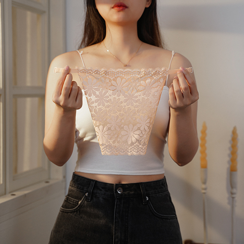Picture of A variety of flower-shaped chest lace single-layer double-layer anti-running light leakage tube top breast covering breast cloth one-piece anti-light leakage