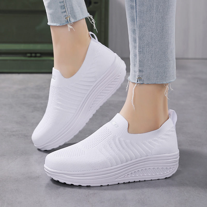 New slip-on women's nurse shoes, white air cushion soft soles that don't tire your feet, medical care shoes, lightweight and comfortable thick-soled white sneakers