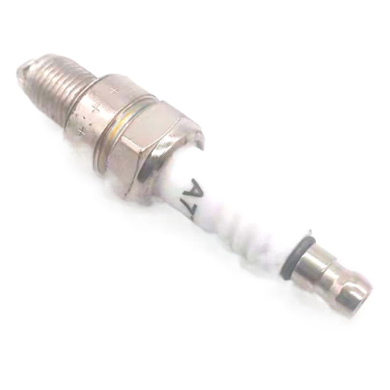 Supply lawn mower brush cutter accessories Daquan lawn mower 139F four-stroke igniter spark plug
