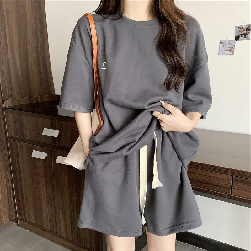 Picture of 2023 New Casual Sports Suit Women's Summer Thin Loose Large Size Short Sleeve Shorts Two-piece Fashionable Set