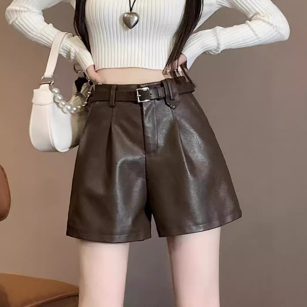 PU Leather High Waist Shorts Women's Fall/Winter 2025 New Wide Leg A- Shaped Casual Slimming Black Loose Base Boots