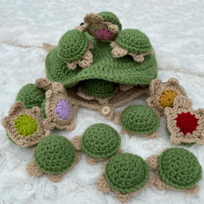 2025 cross-border selling children's educational toys hand-knitted turtle baby brain development three-dimensional doll finished products