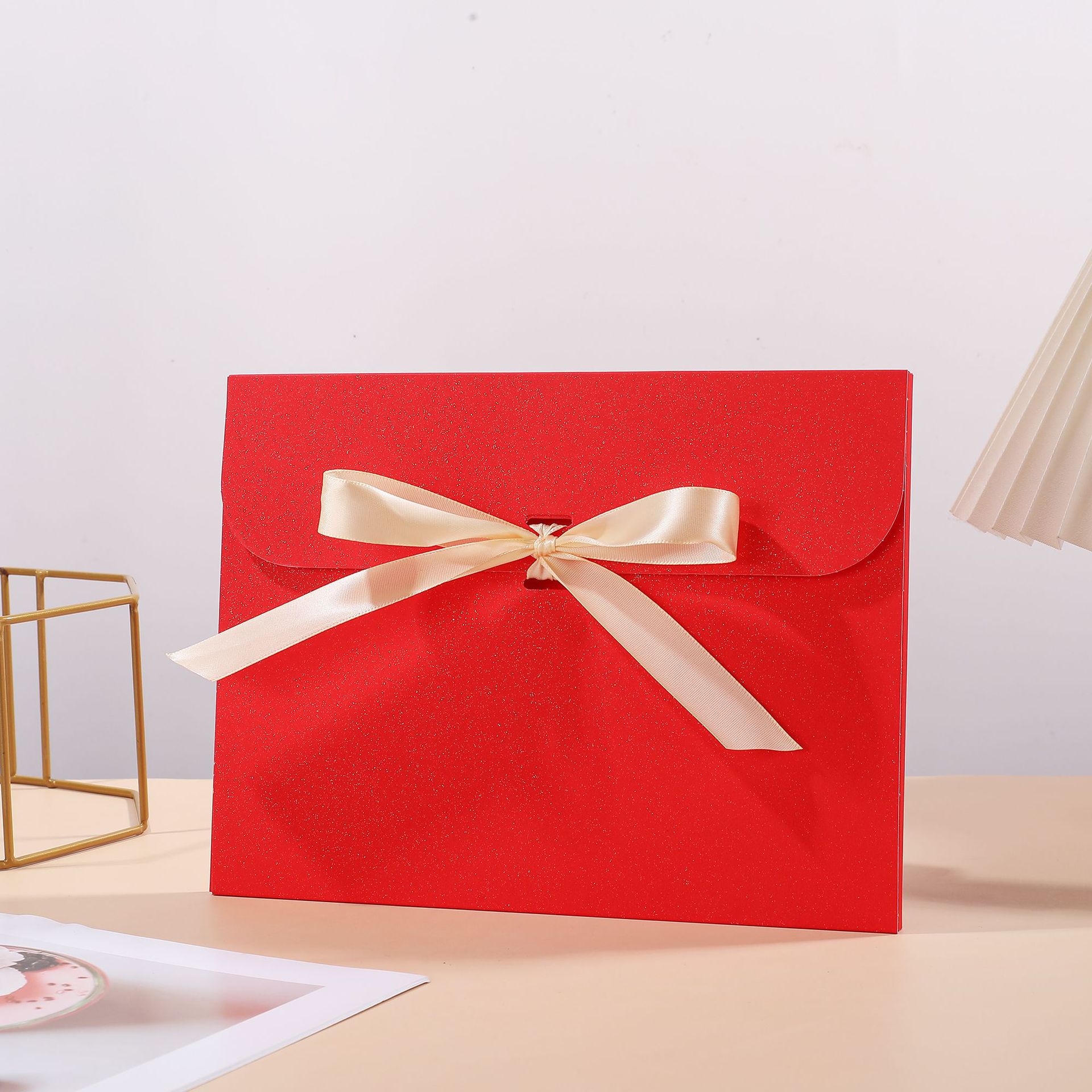 Picture of Boutique scarf gift box scarf clothing exquisite packaging box high-end holiday gifts gift box suit wholesale