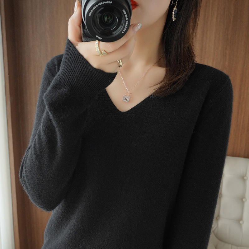 Picture of 2025 Spring New Pure Color V Neck Knitted Bottoming Shirt Pullover Slimming Look Sweater Thin Style Western Style Inner Wear