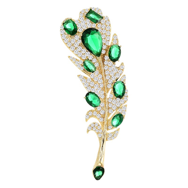 New European-style elegant emerald feather-shaped coat brooch anti-exposure accessories exquisite luxury all-match