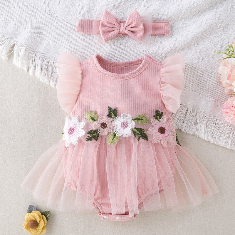 Picture of Factory Direct supply new baby girl mesh romper dress Western style cute small flower flying sleeve jumpsuit hair accessories suit