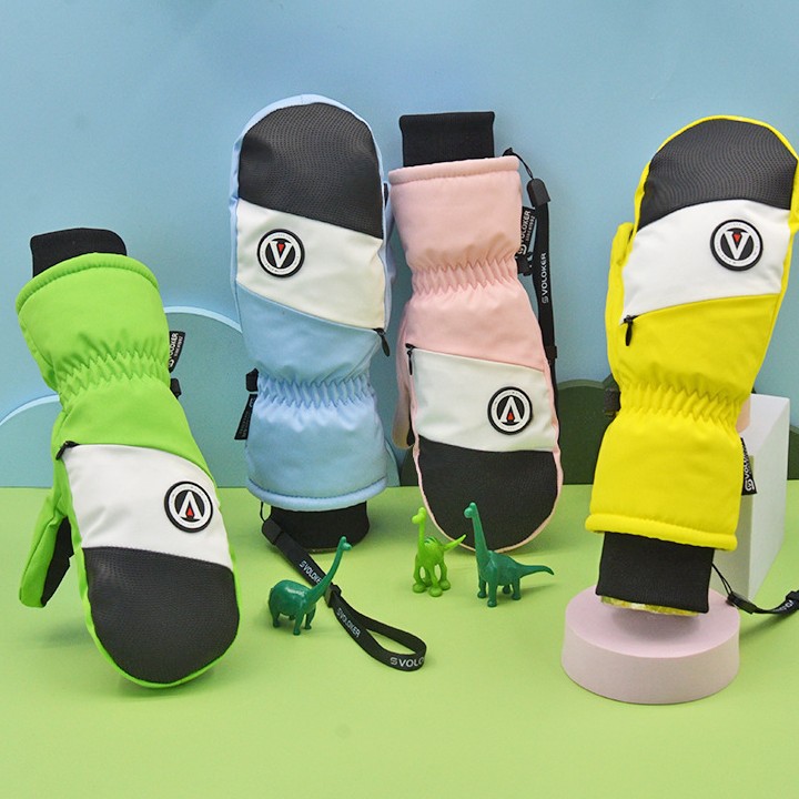 Ski Gloves for Men and Women in Autumn and Winter, Warm Student Cycling Gloves, Five-Finger Cycling Gloves for Playing in the Snow