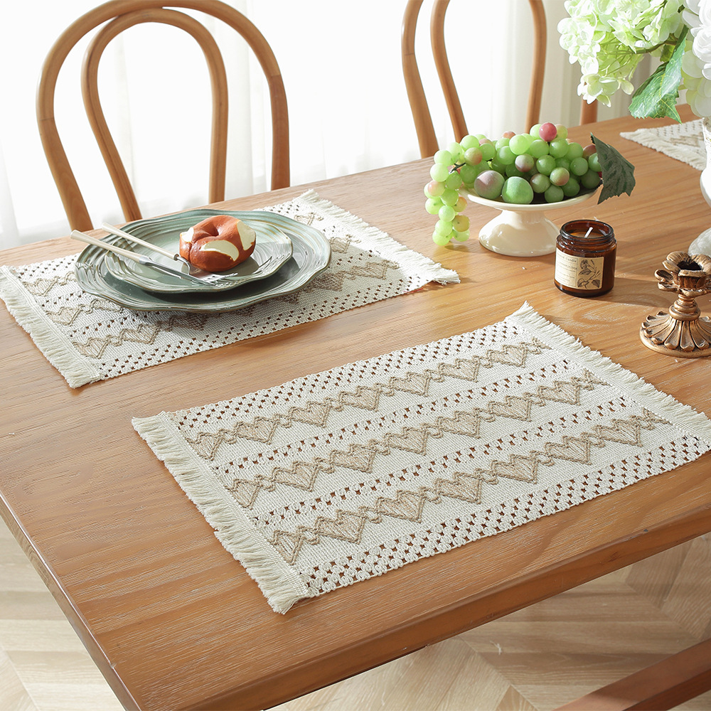 Picture of Amazon new cotton and hemp rope placemat holiday placemat woven color matching striped tassel bowl mat spot wholesale