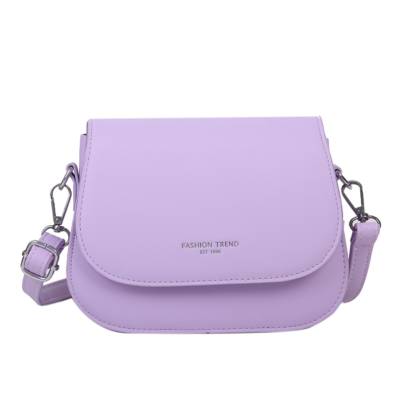 Picture of Fashionable and Simple Single Shoulder Small Bag for Women 2023 Spring New Trendyy Fashion Single Shoulder Crossbody Bag Simple Small Square Bag