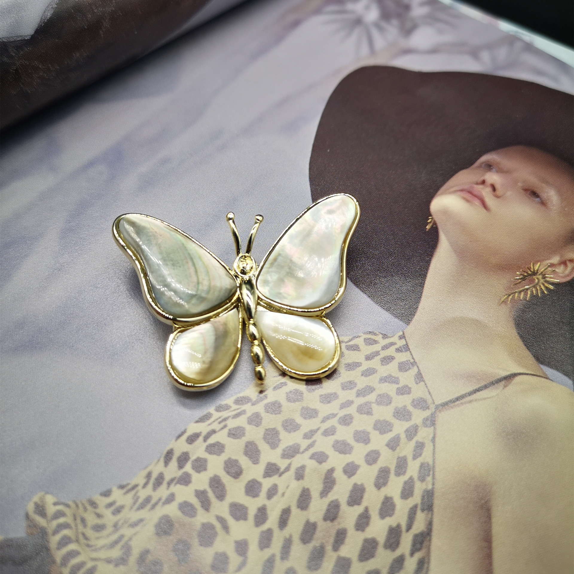 Picture of Private Custom Suit Brooch Star Custom Evening Dress Butterfly Brooch White Collar Clothing Decorations