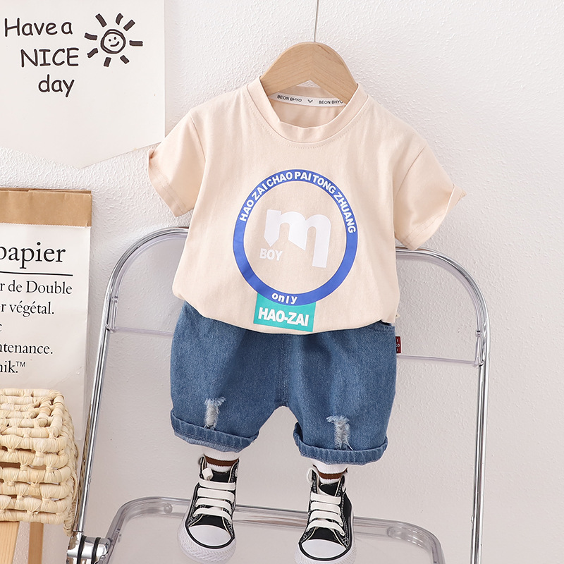 Picture of Summer new girls' fashion dot printed short-sleeved cotton suspender pants two-piece suit source factory wholesale