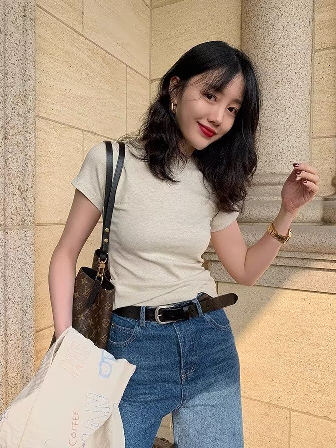 Picture of Solid Color T-Shirt Women's Tight Shoulder Short-Sleeved 2024 Summer Round Neck Pure Cotton Slim-Fit Even Stacked Short Top