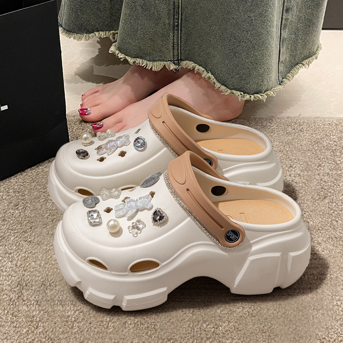 Picture of Thick-Soled Croc Shoes Women's Summer Outerwear 2025 Wedding Dress Handy Gadget Pancake Increased Heel Beach Croc Shoes Batch