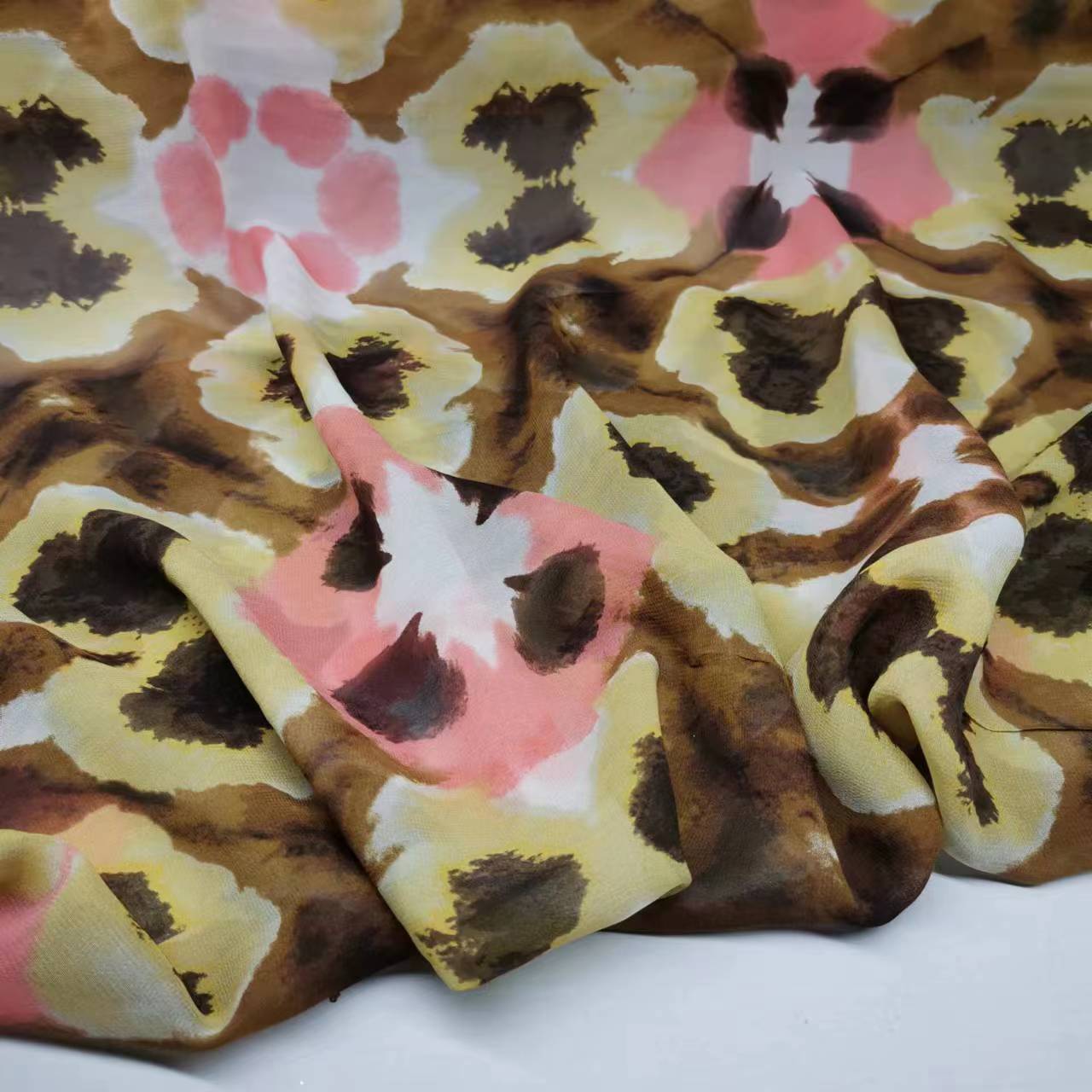 10mm Narrow Mulberry Silk Georgette Fabric Printed Fashion Shirt Dress Breathable Fabric