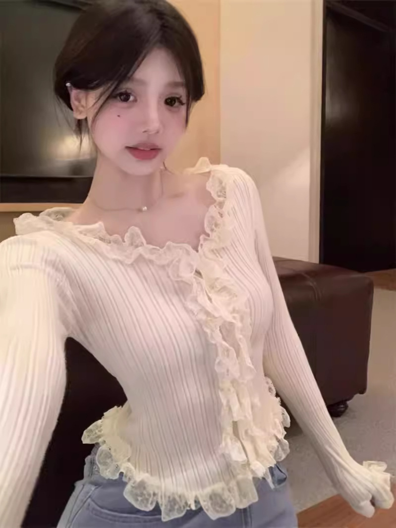 Cross-border Autumn and Winter French Style Chic Hot Girl Sexy V-neck Short Lace Knitted Base Shirt Women's Slim-fit Long-sleeved Top