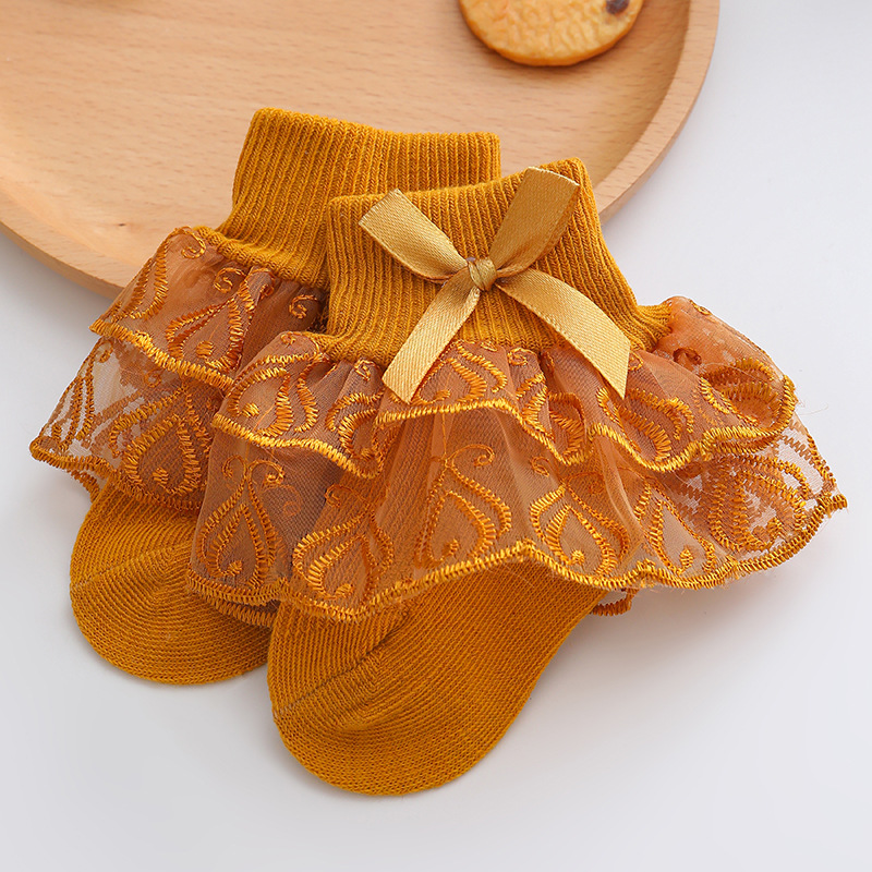 Picture of Spring Girls Lace Socks Spring and Summer Thin Double Lace Baby Princess Socks 2023 New Girls Socks