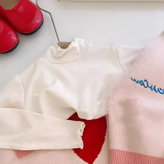 Picture of Girl's Autumn 2024 New Suit Stylish Fashionable Girl's Korean Casual Bear Sweater Cardigan Two-Piece Set