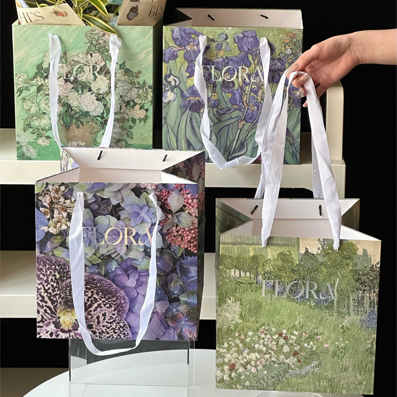 Oil painting garden bronzing handbag bouquet flower packaging material gift flower packaging material floral flower shop materials batch