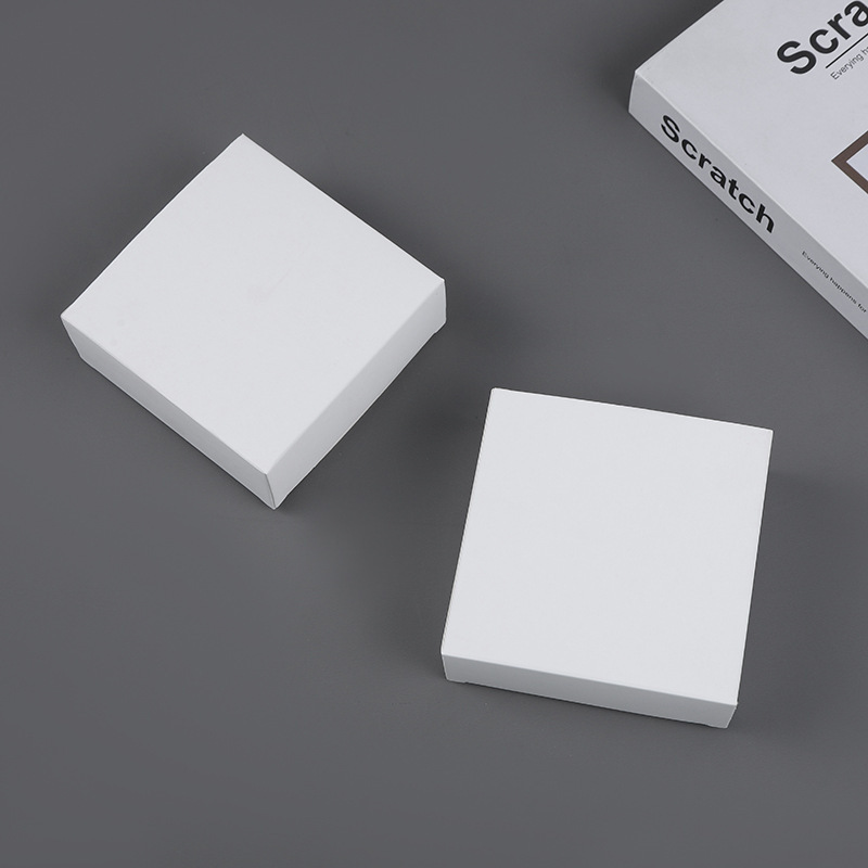 Picture of Small White Box Spot Flip Box Gift 8-14cm Packaging Box Wholesale 350g White Cardboard Small Box White Paper Box