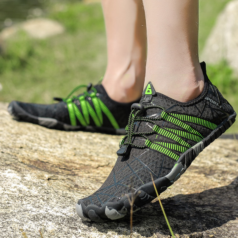 Cross-border new lightweight wading shoes men's comfortable outdoor hiking shoes women's large size breathable soft-soled beach shoes