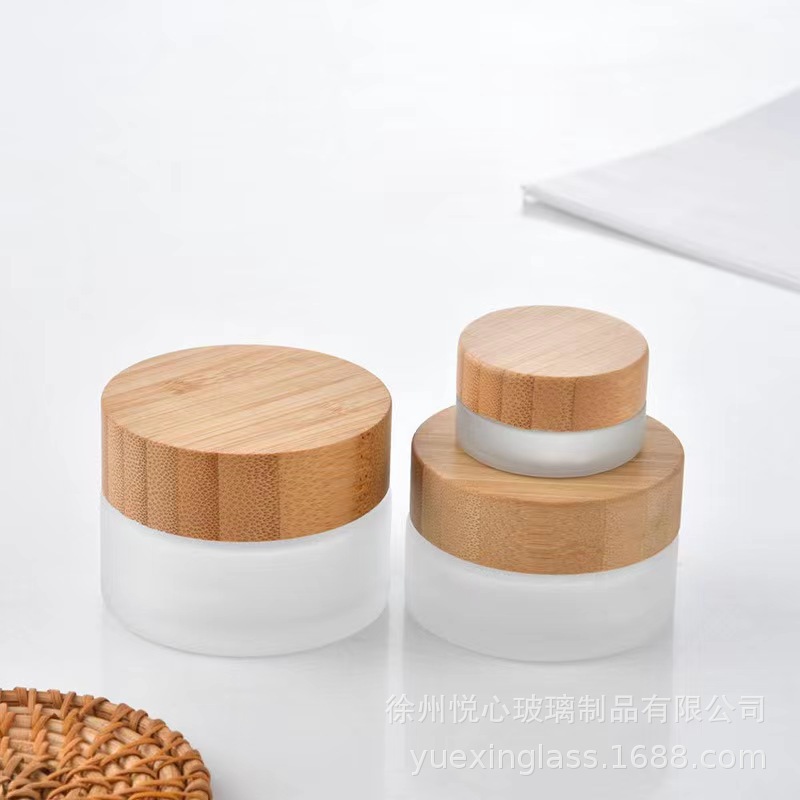 Picture of Inner plastic parts bamboo and wood lid cream bottle transparent frosted glass cream bottle powder bottle ointment mask sub-bottled wholesale