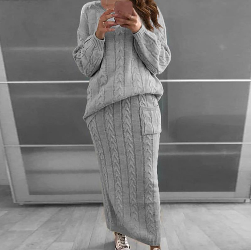 Autumn and Winter New Women's Clothing Amazon European and American Fashion Twist Round Neck Loose Flower Needle Sweater Set Hip Skirt
