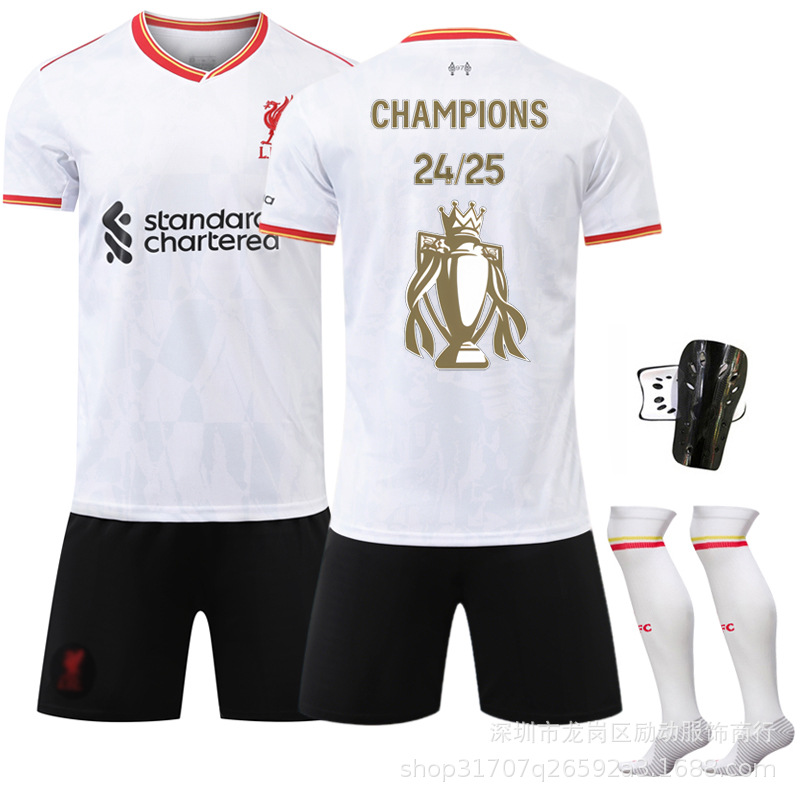 Picture of 2425 Club No. 11 Salah Gold Trophy Pattern New and Old Liverpool Winning Commemorative Edition Jersey suit