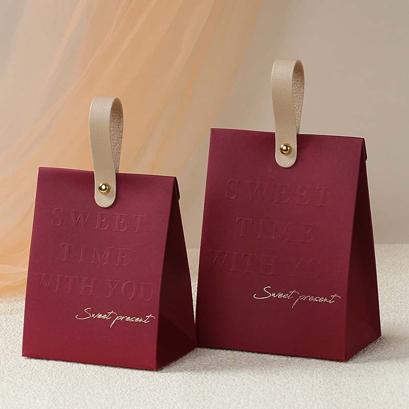 Picture of Wedding Candy Box 2025 New High-End European Style Wedding Satchel Wedding Candy Bag Engagement Candy Packaging Box Empty Box