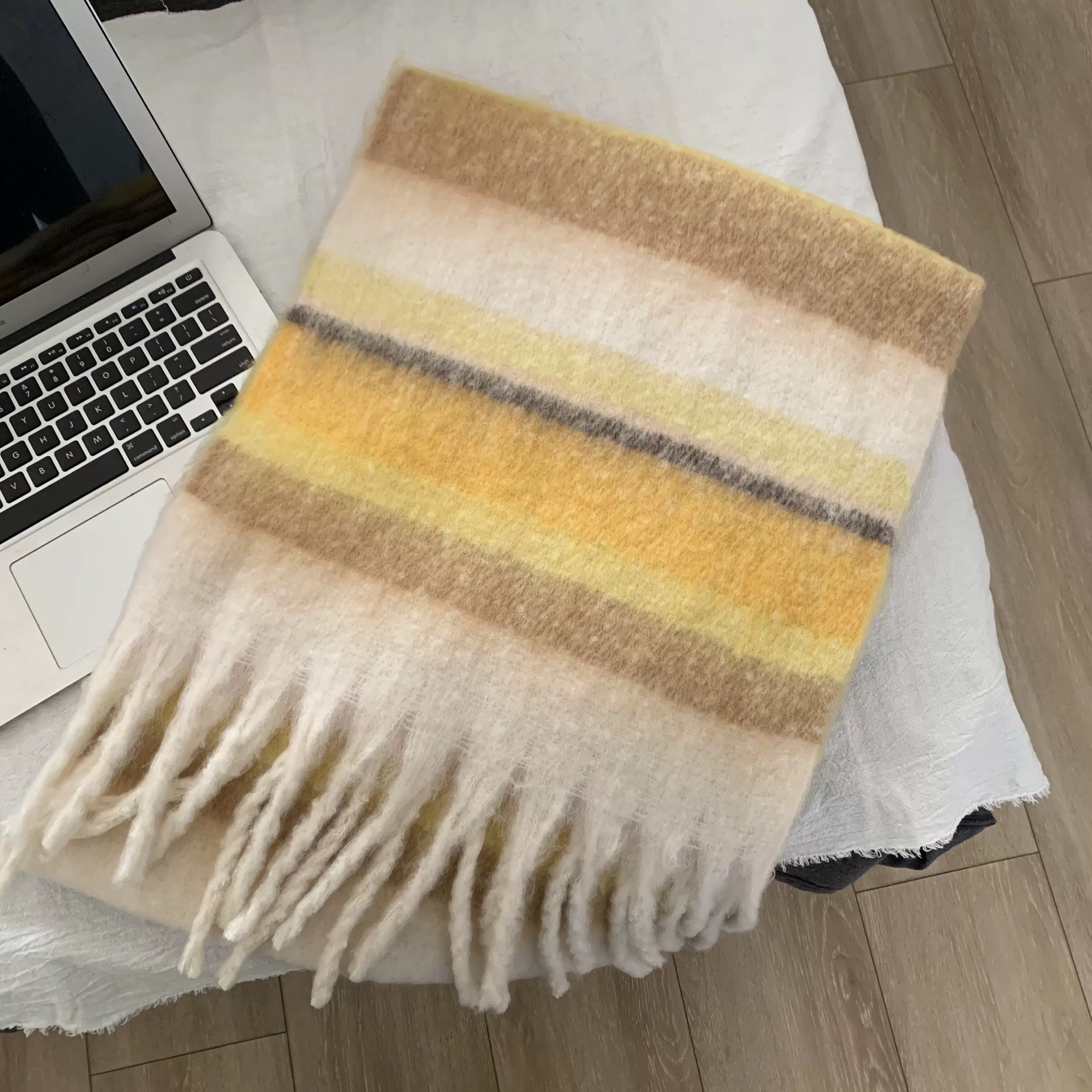 Picture of Cross-border solid color new imitation cashmere scarf women's autumn and winter thickened warm shawl solid color student scarf men's wholesale