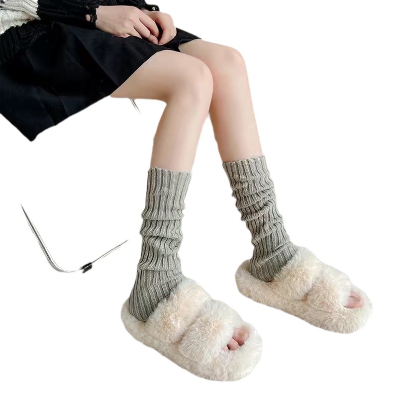 Socks women's autumn and winter knitted hot girl pile socks show legs thin thick legs all-match simple leg cover warm socks for women Gray