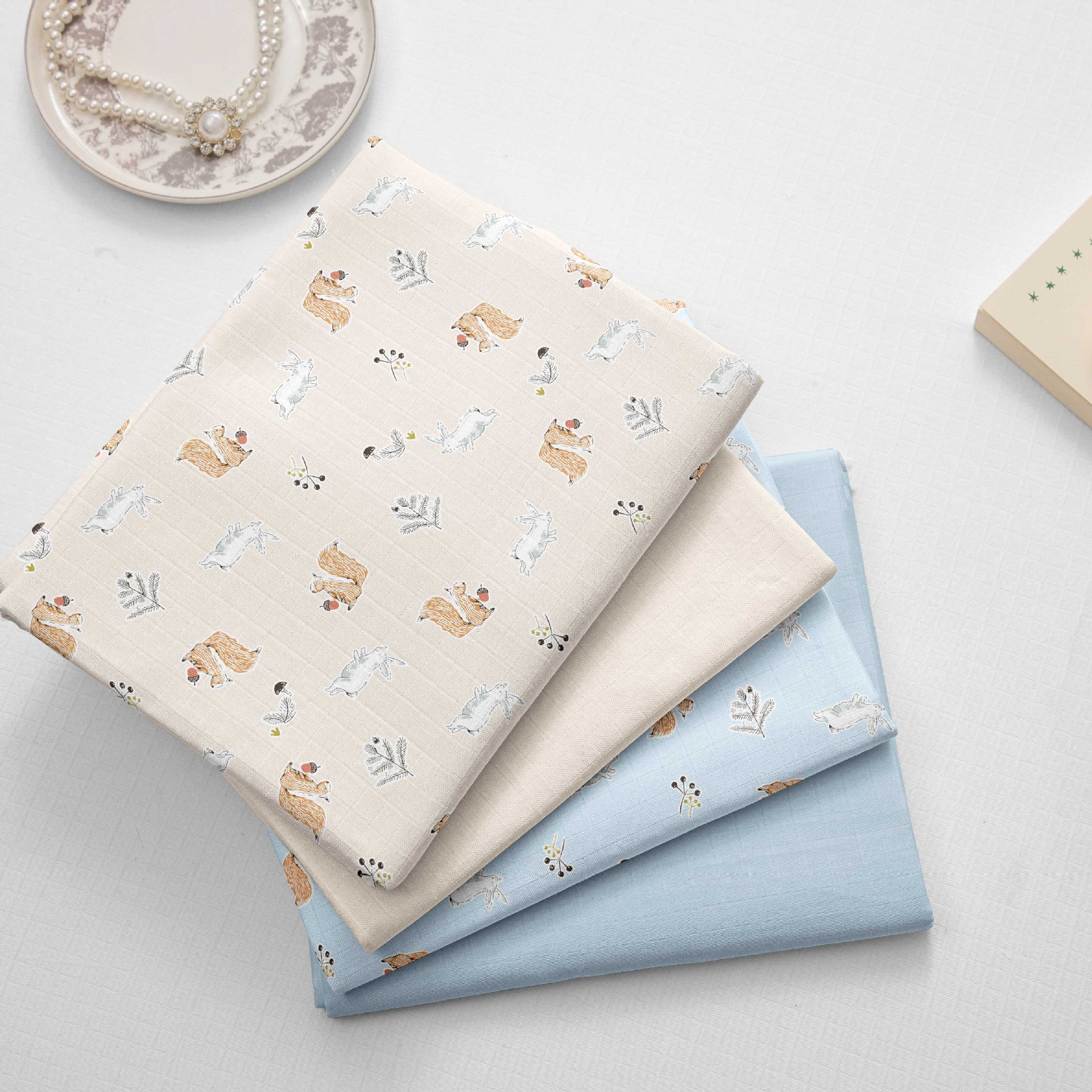 Manufacturer Wholesale Infant and Child Type a Pre-Shrunk 110*90 Non-Fluorescent Plain Weave 40 Count Combed Muslin Double-Layer Cotton Gauze